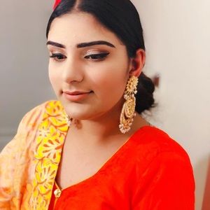 Meet your Posher, Harmeet